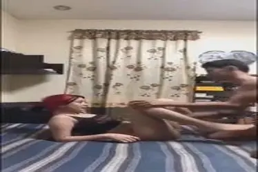 Keintiman Sejoli Saat Bertamu Di Rumah Ayang